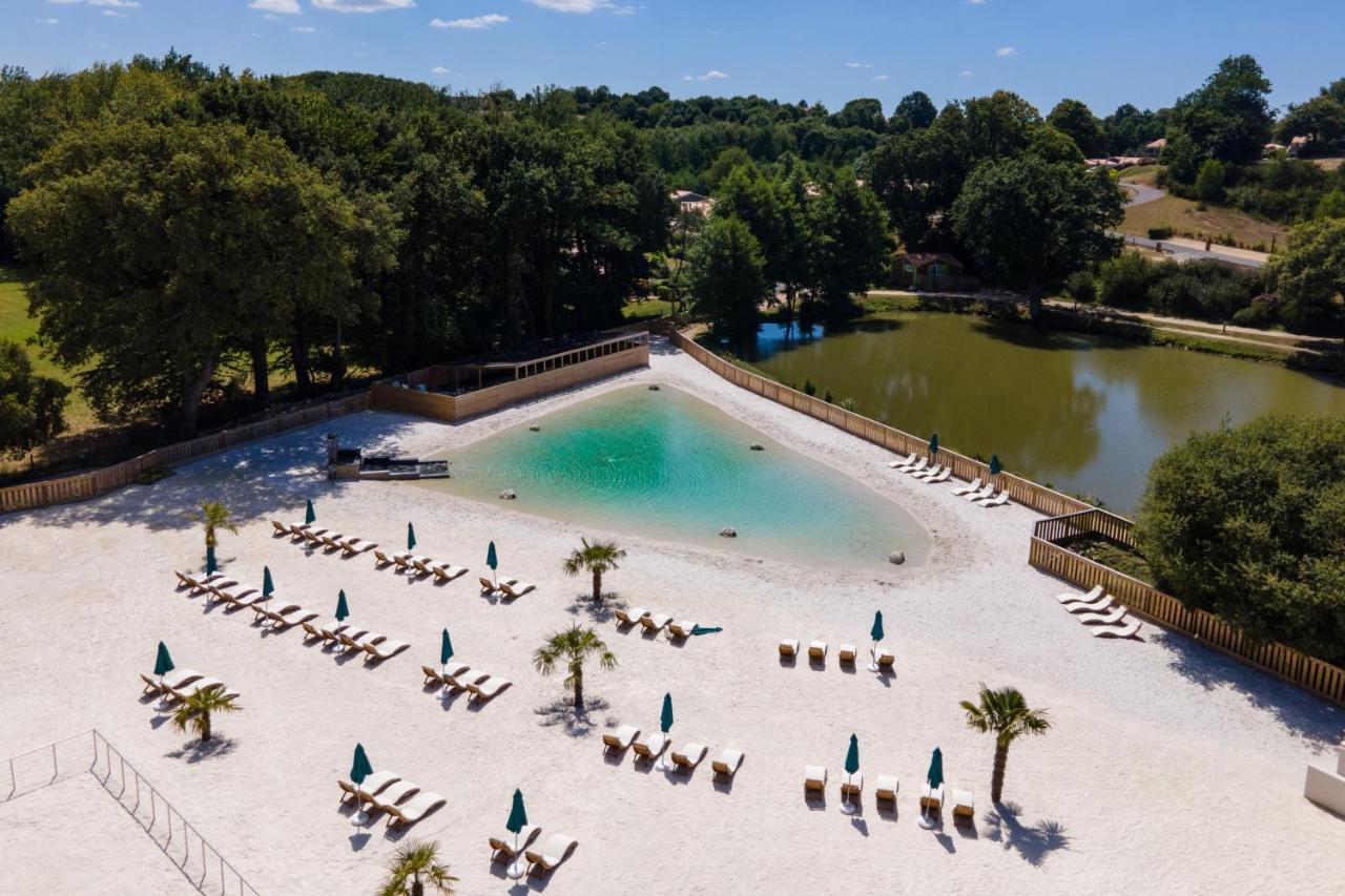 Готель Domaine Melusine - A 2Km Du Puy Dufou France ! Лез-Епесс Екстер'єр фото